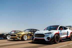 开云官网APP下载-中美澳蝶泳三方争锋 张雨霏稳中有升，蝶泳冠军张雨霏